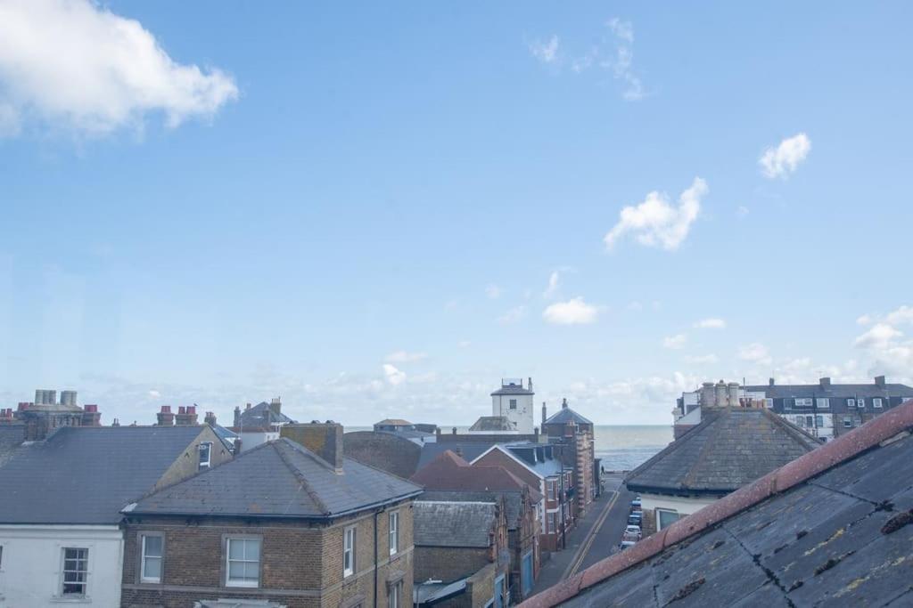 Stunning Large Victorian Maisonette With Sea View Дил Экстерьер фото